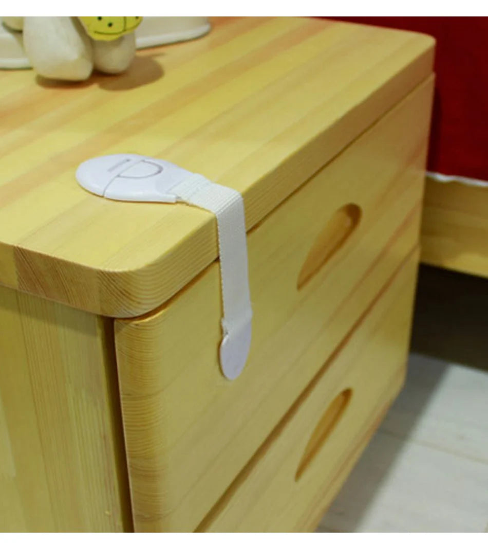 Cerradura de seguridad infantil para puertas y armarios